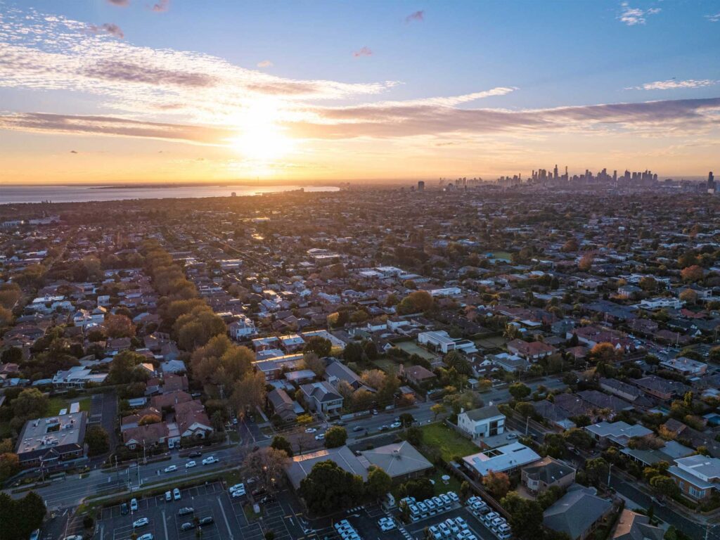 Experience Elsternwick for its rich arts and culture scene, a charming and family-friendly Melbourne suburb with diverse shopping and dining options.